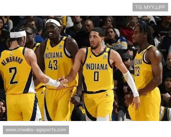 雷霆与步行者重现上赛季总决赛对决 阵容差异显著影响比赛走向 雷霆与步行者重现上赛季总决赛对决 阵容差异显著影响比赛走向